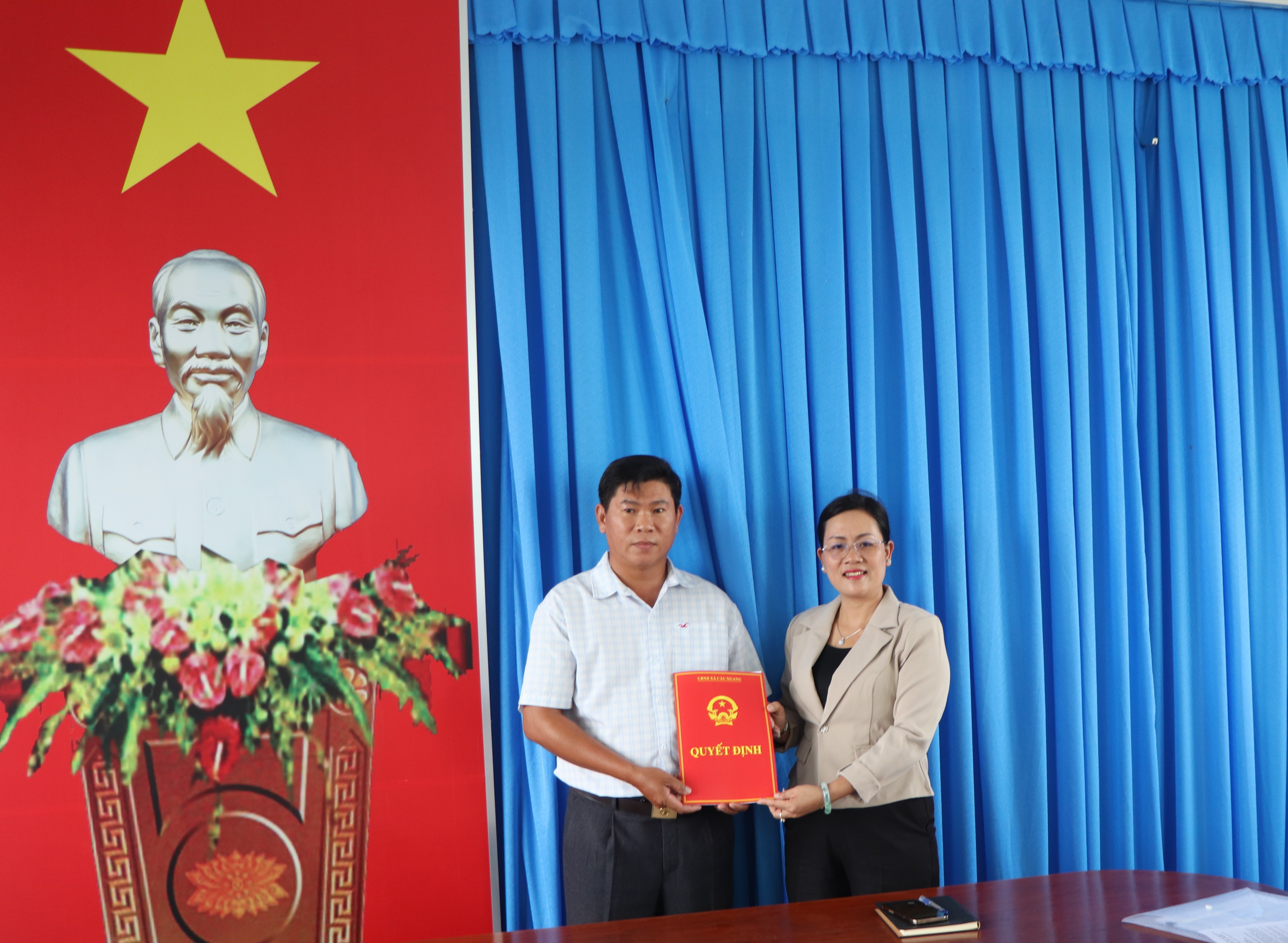 Hội nghị công bố Quyết định thành lập Trung tâm Dịch vụ sự nghiệp công xã Cầu Ngang và các quyết định về công tác cán bộ