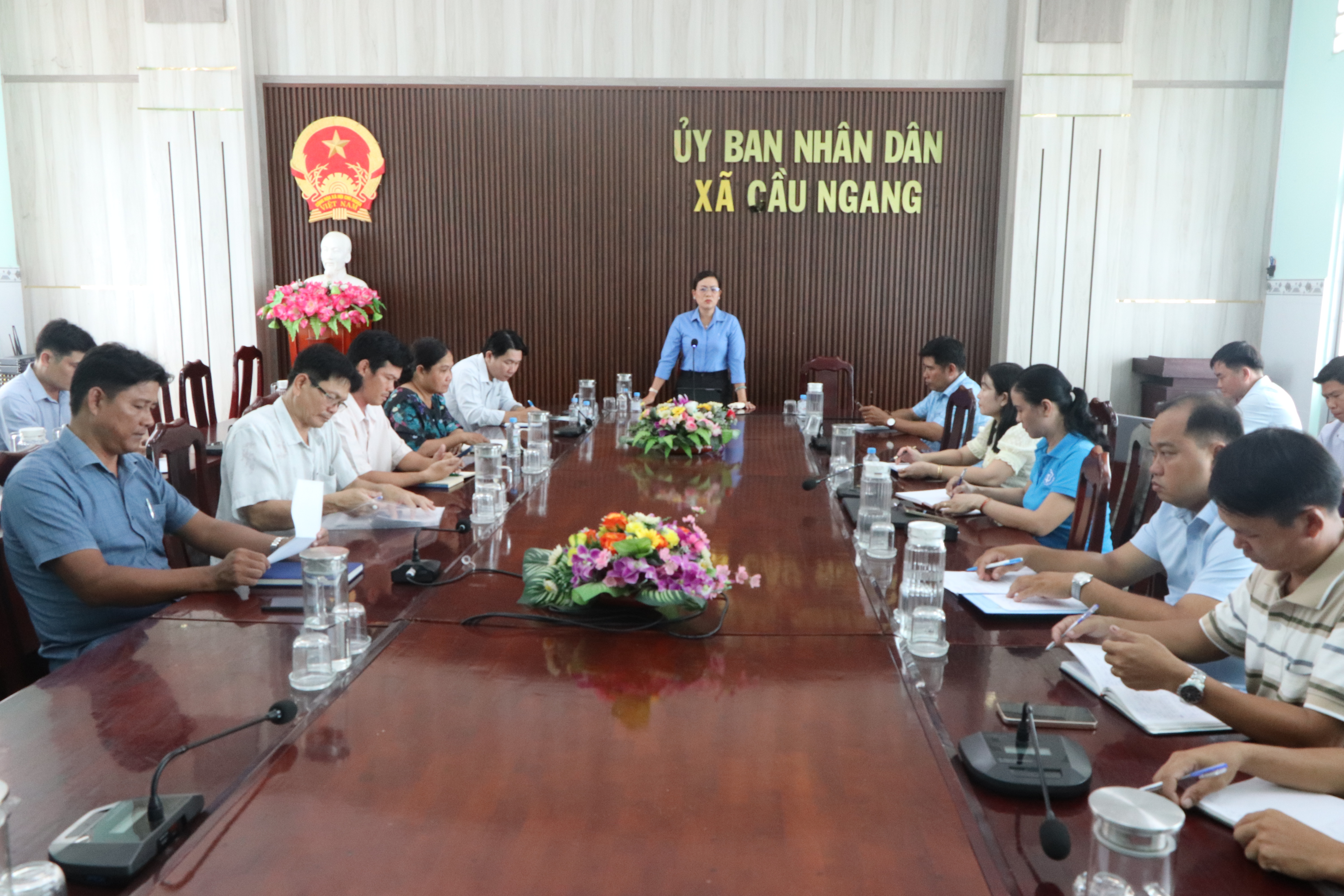 Ủy ban Nhân dân xã Cầu Ngang tổ chức sơ kết tháng 5/2026